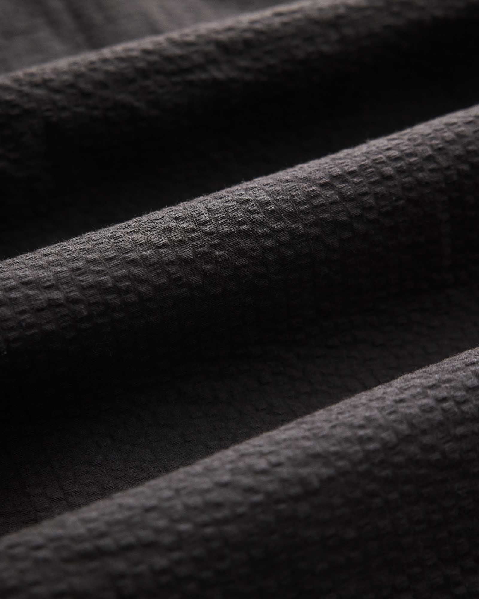 The Short Sleeve Jack in Faded Black Seersucker