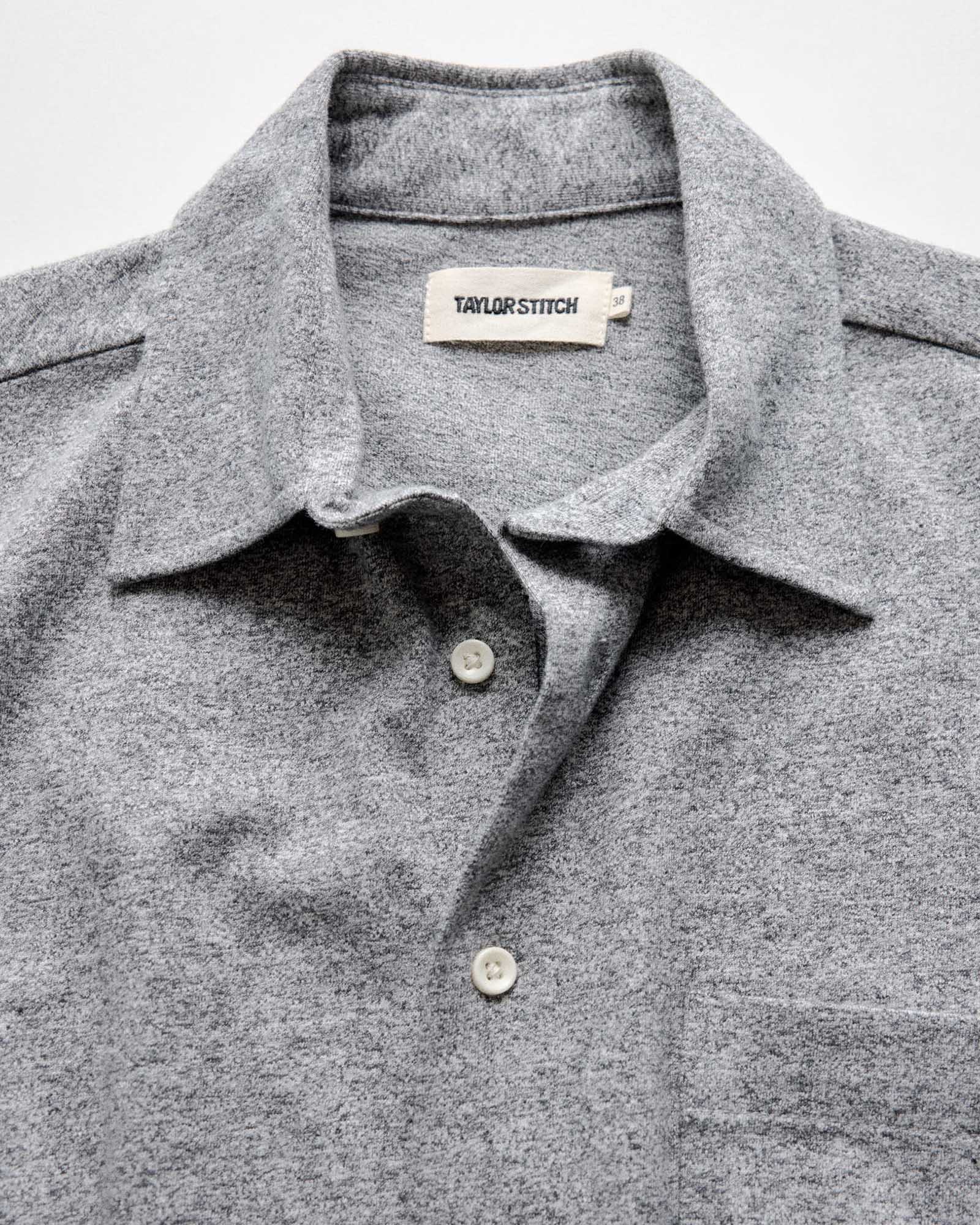 The Short Sleeve California in Pepper Twist