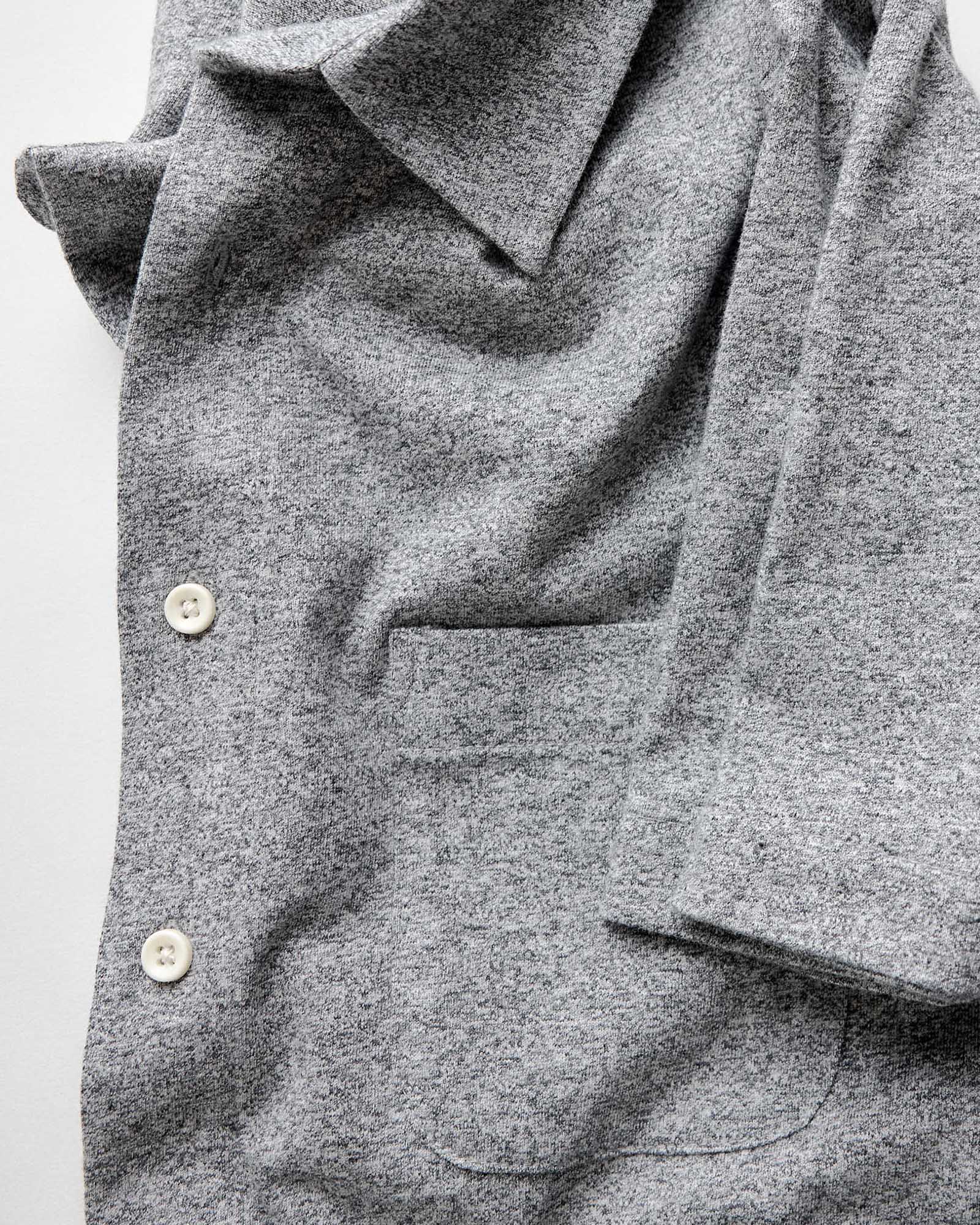 The Short Sleeve California in Pepper Twist