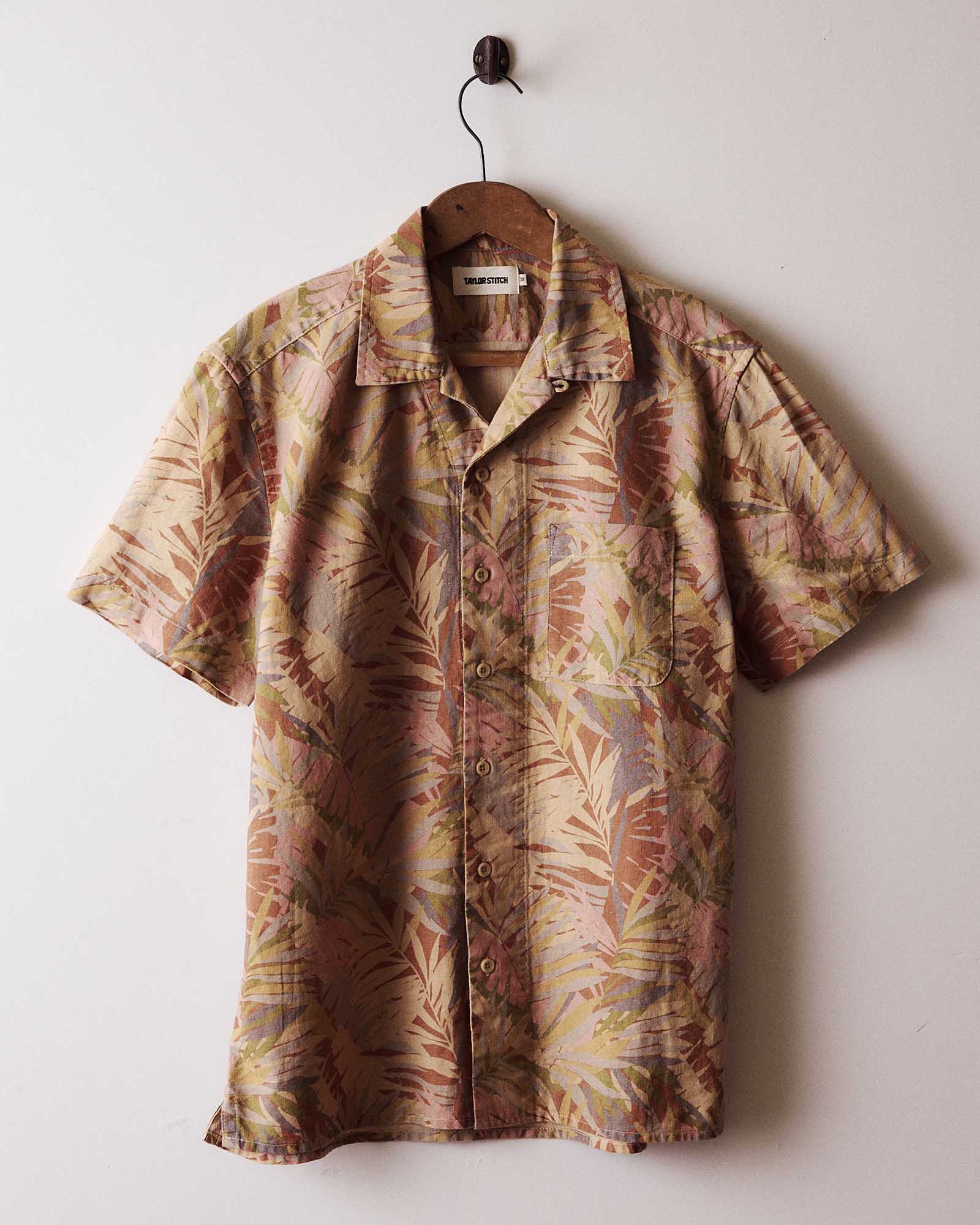 The Hawthorne Shirt in Tea Desert Palm