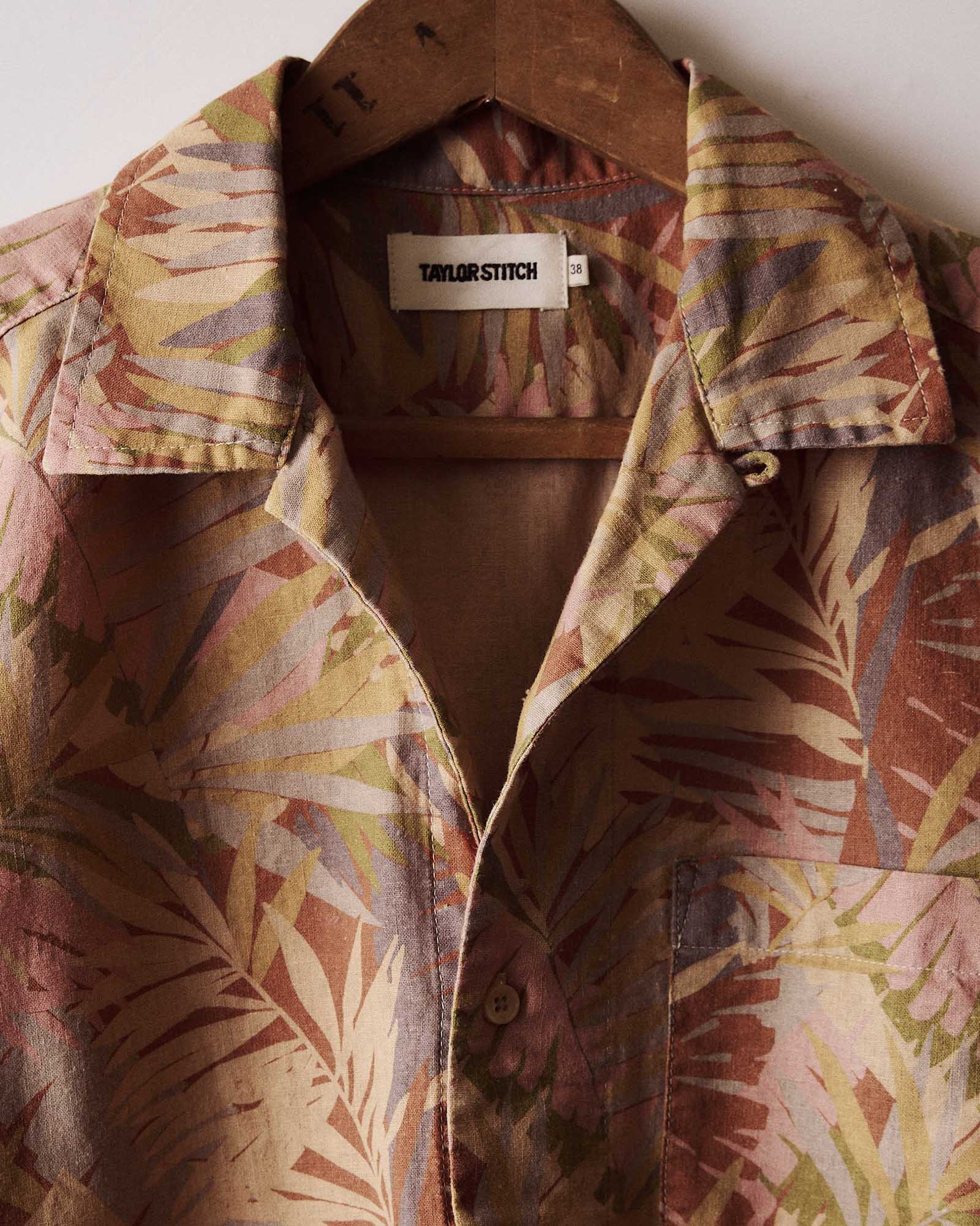 The Hawthorne Shirt in Tea Desert Palm