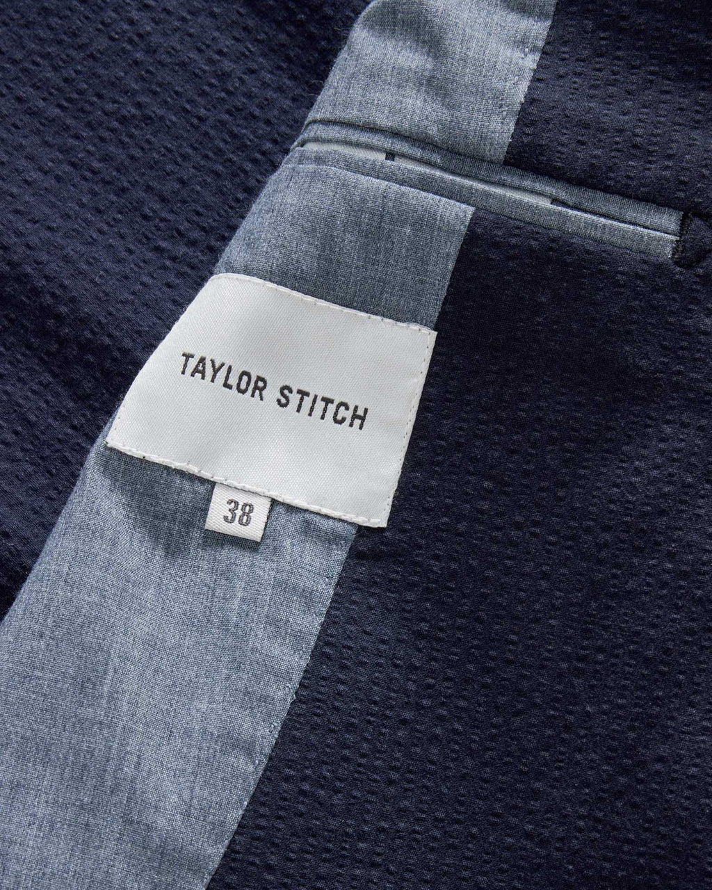 The Stevens Sportcoat in Navy Linen Seersucker