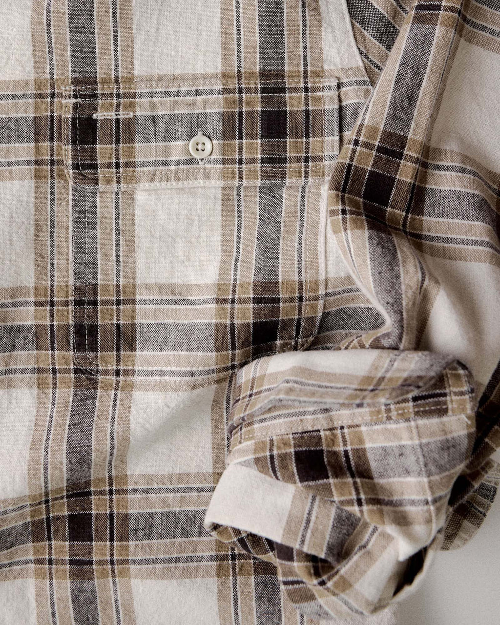 The Craftsman Shirt in Bark Plaid Linen