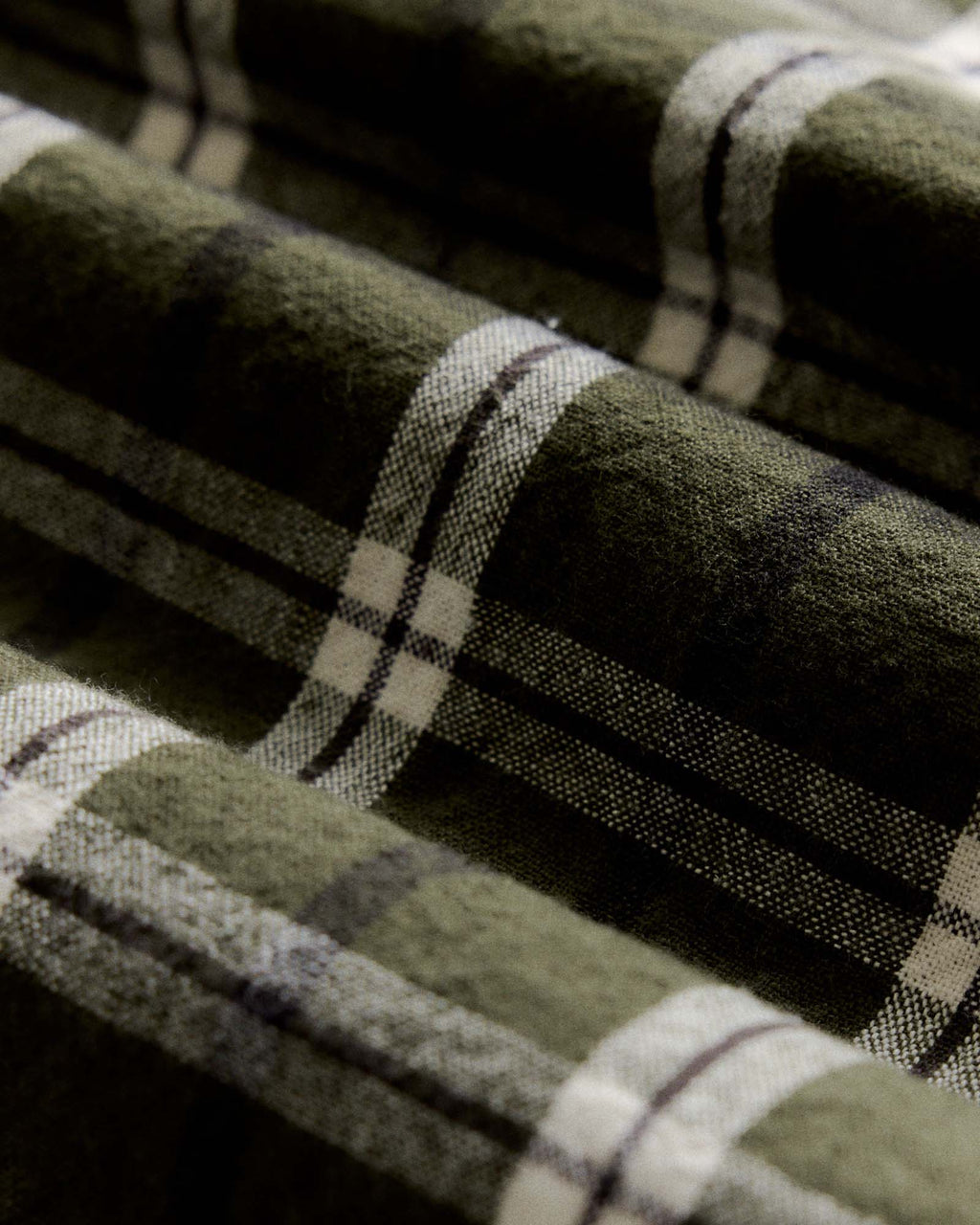 The Craftsman Shirt in Canteen Plaid Linen