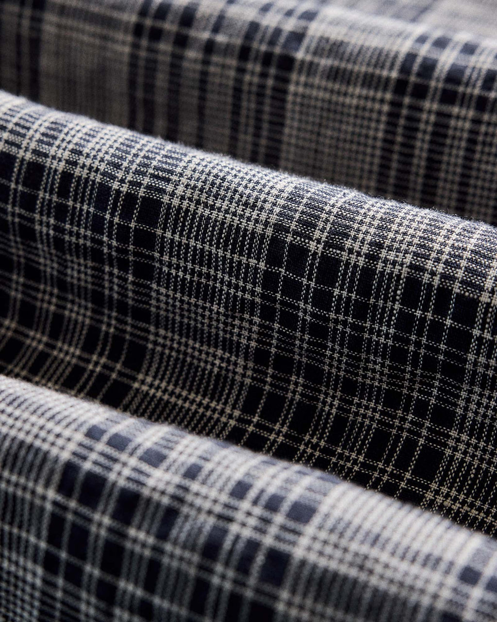 The Jack in Navy Plaid Linen